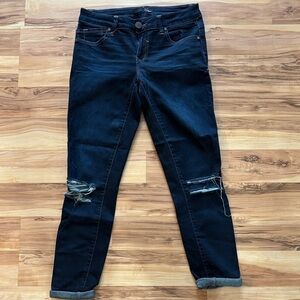 1822 Denim Dark Blue Distressed Ankle Jeans